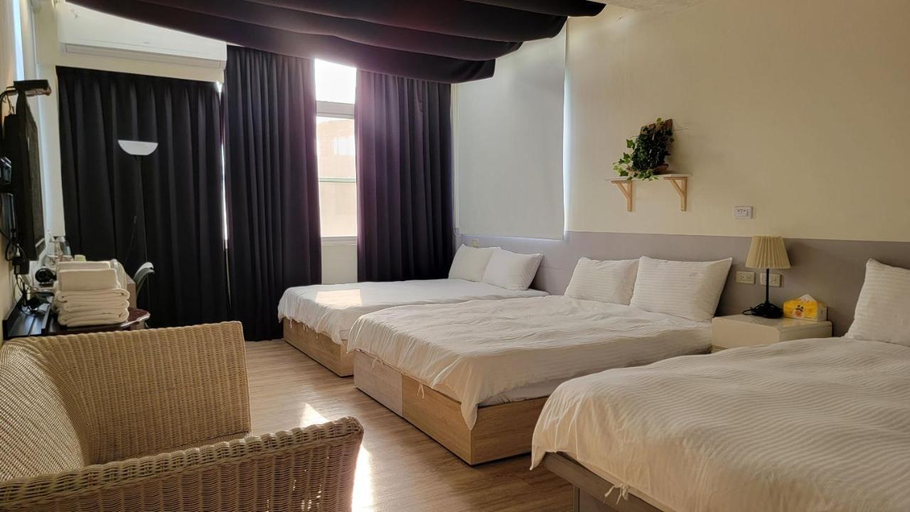 Sleepie Muti-Minsu Center Apartment Kaohsiung Exterior photo