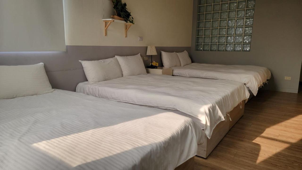Sleepie Muti-Minsu Center Apartment Kaohsiung Exterior photo