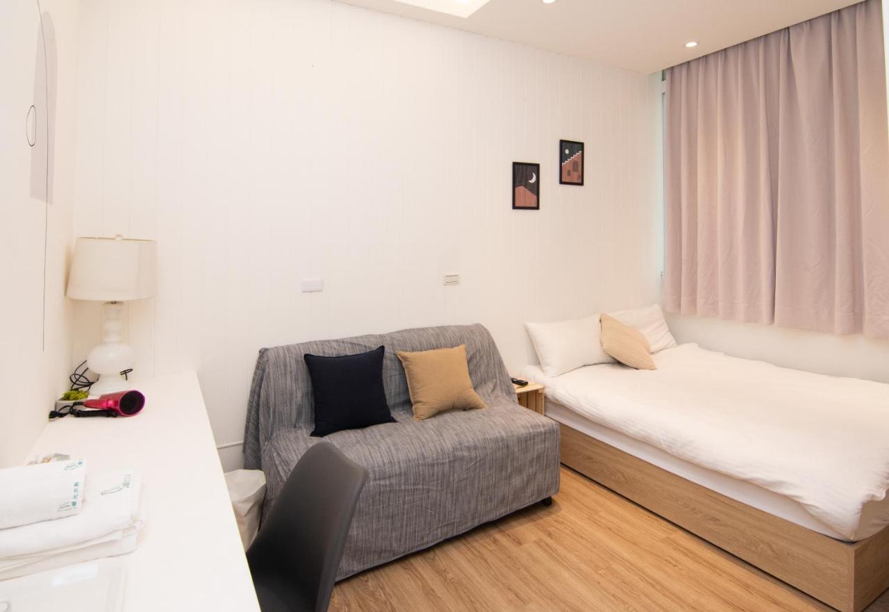 Sleepie Muti-Minsu Center Apartment Kaohsiung Exterior photo